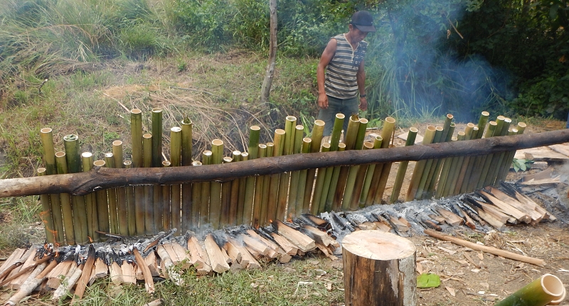 Traditional rice cooking